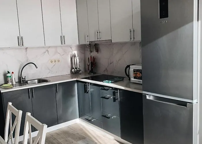 Apartment Apartmets Domovik мира 11с кв 7 вместительная трёхкомнатная *
