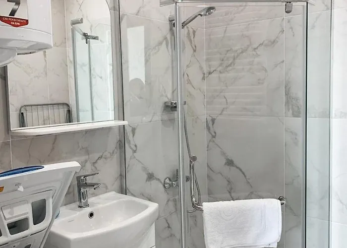 Apartmets Domovik мира 11с кв 7 вместительная трёхкомнатная Apartment Mukatschewo